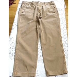 Eddie Bauer Women's Vintage Mid Rise Crop/Capri Pants size 12 Fawn brown